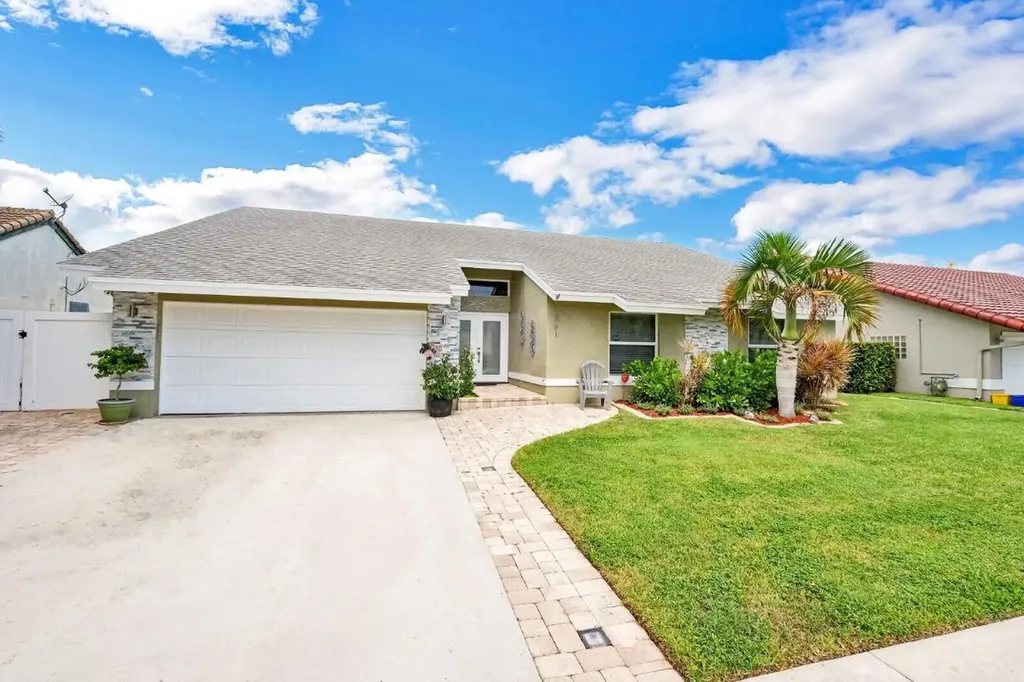 261 N Country Club Boulevard Boca Raton FL 33487