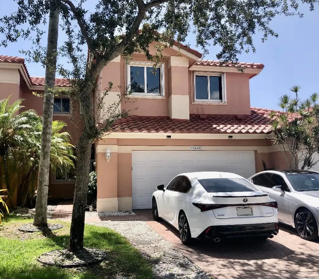 12660 NW 56th Street Coral Springs FL 33076