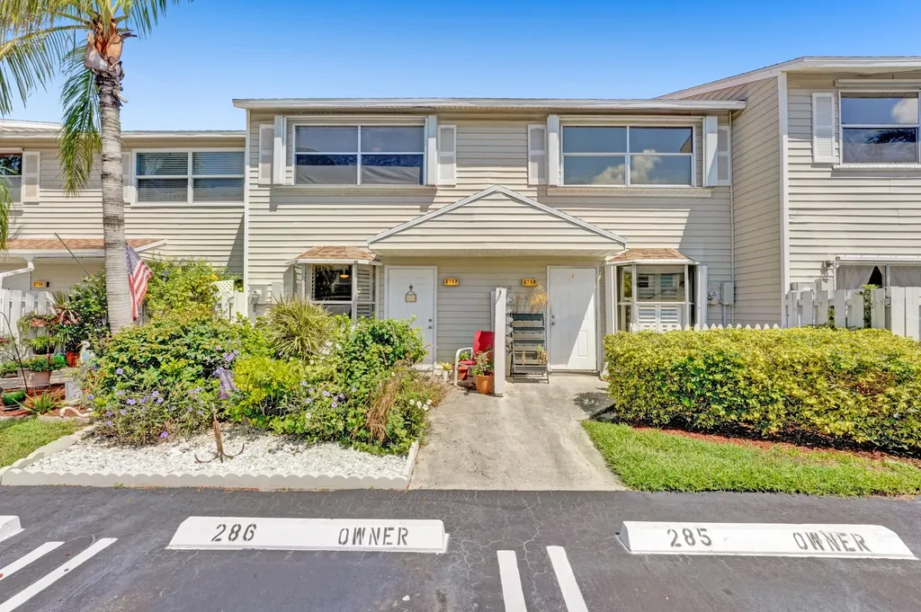 2757 NE 15th Street Pompano Beach FL 33062