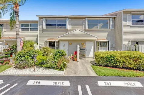 2757 NE 15th Street Pompano Beach FL 33062