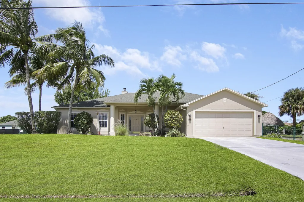 499 SW Millard Drive Port St Lucie FL 34953