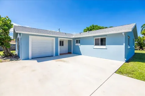 209 Tam O Shanter Drive Palm Springs FL 33461