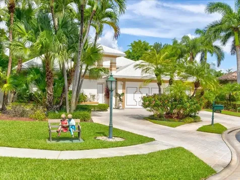 5253 Deauville Circle Boca Raton FL 33496