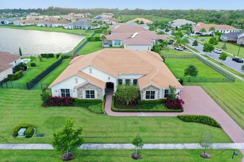 4855 E Sterling Ranch Circle Davie FL 33314