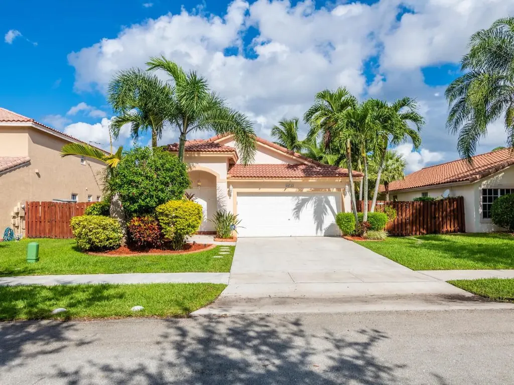 14723 Vista Luna Drive Davie FL 33325