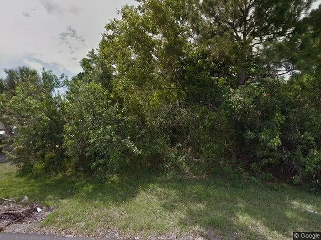 2243 SE Rock Springs Drive Port St Lucie FL 34952