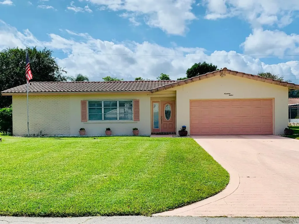 1912 Bonnie Street Boca Raton FL 33486