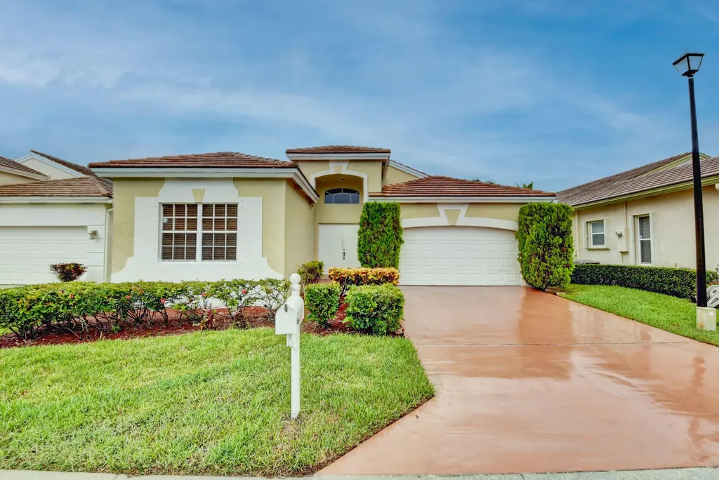 6295 Harbour Club Drive Lake Worth FL 33467