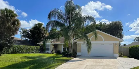 2361 SW Dodge Terrace Port St Lucie FL 34953