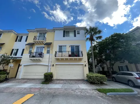 535 NW 39th Circle Boca Raton FL 33431