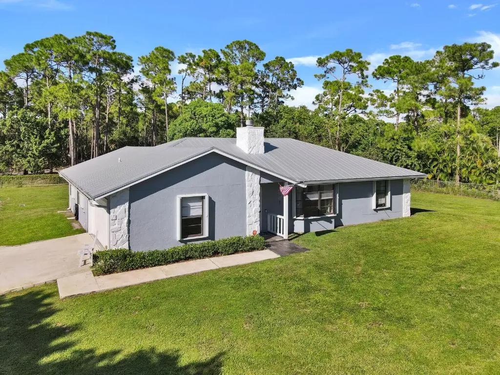 17747 41st Road N Loxahatchee FL 33470