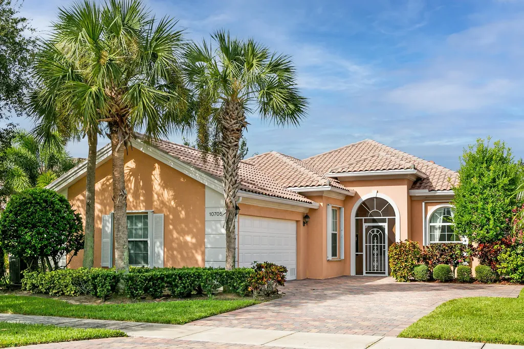 10705 SW Stratton Drive Port St Lucie FL 34987