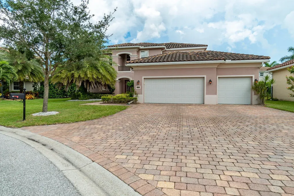 6018 SW Longspur Lane Palm City FL 34990