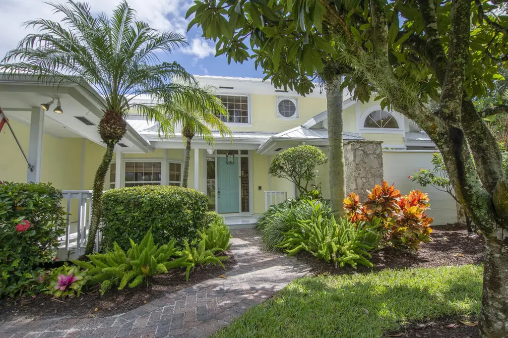 8222 SE Sanctuary Drive Hobe Sound FL 33455