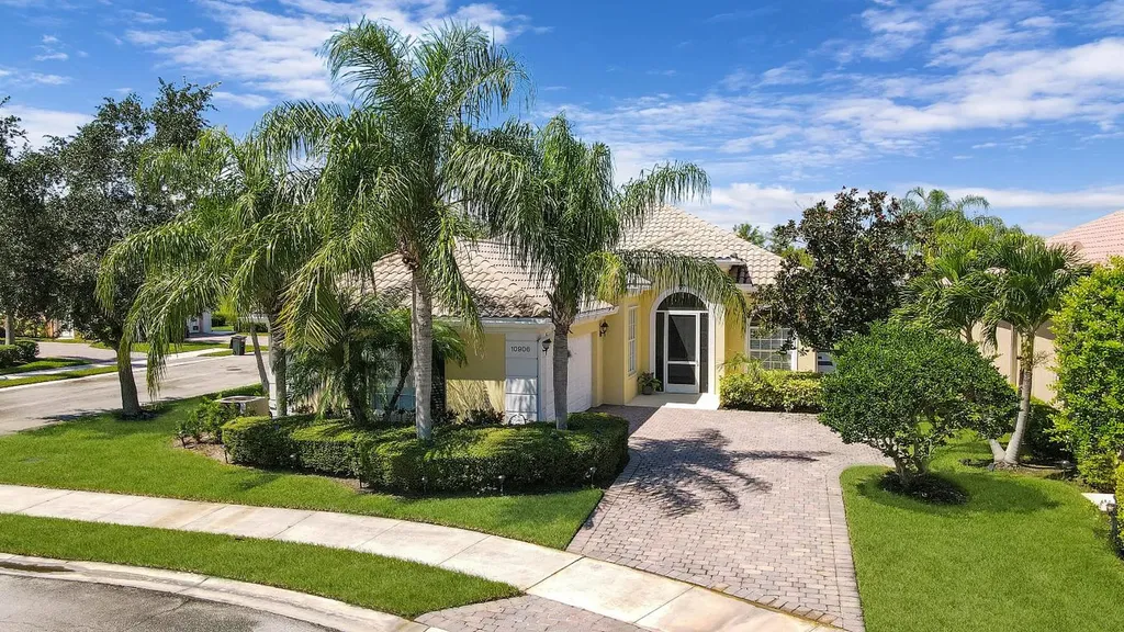 10906 SW Candlewood Road Port St Lucie FL 34987
