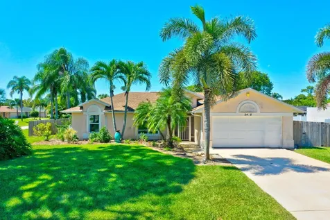 2498 SW Summit Street Port St Lucie FL 34984