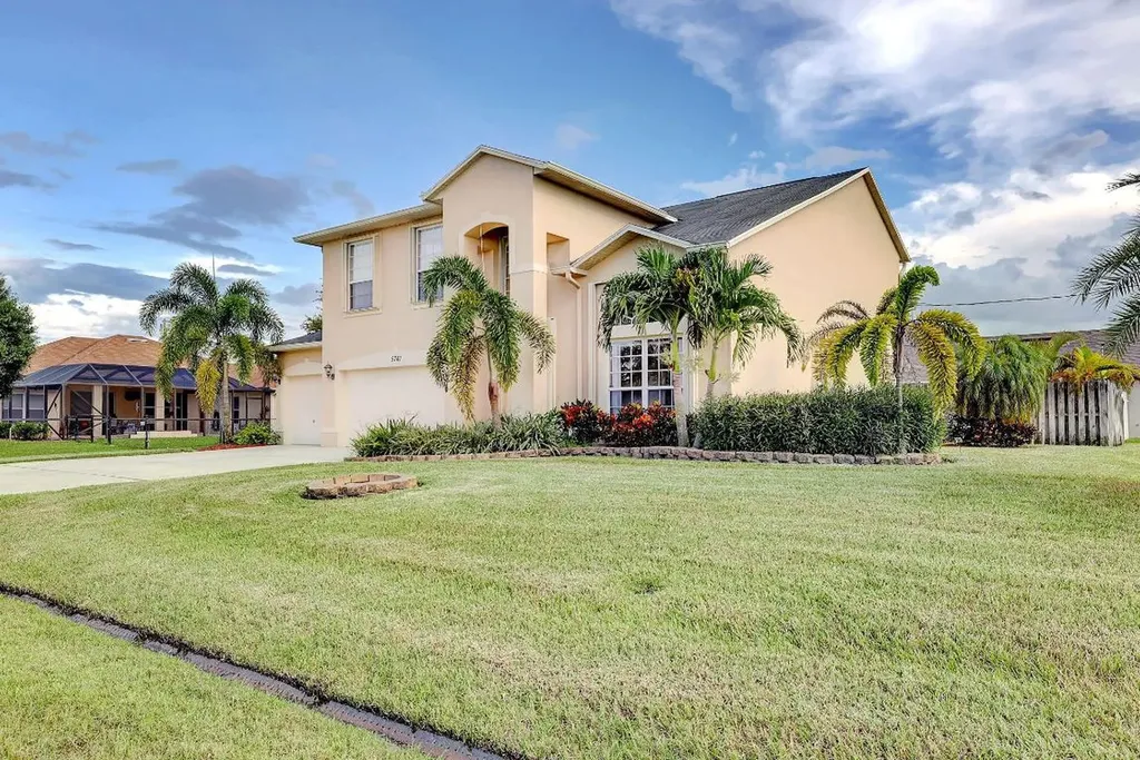 5741 NW Belwood Circle Port St Lucie FL 34986
