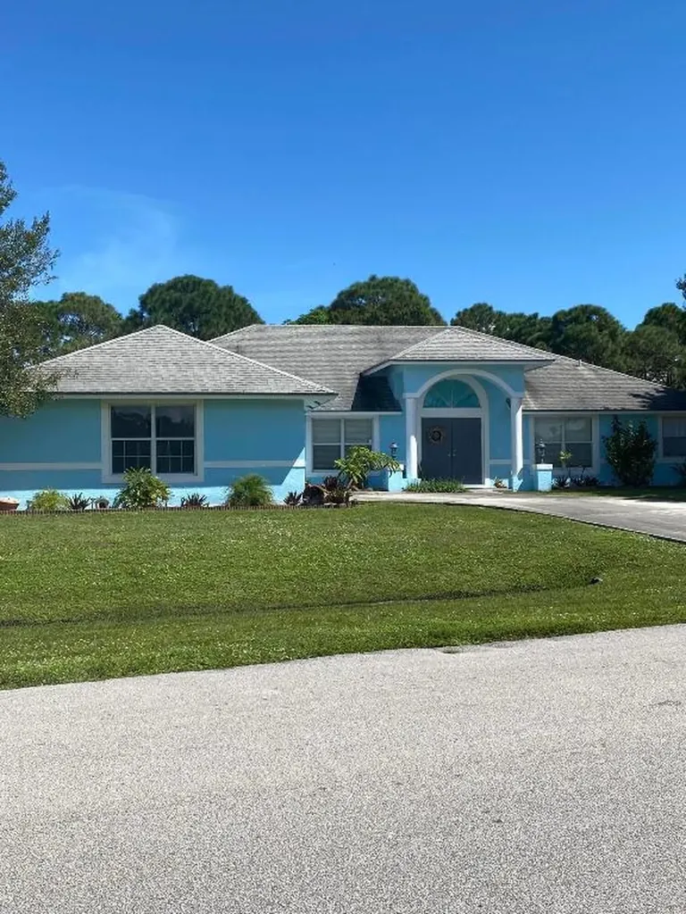 6443 NW Fagan Street Port St Lucie FL 34986