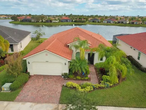 12041 SW Bayberry Avenue Port St Lucie FL 34987