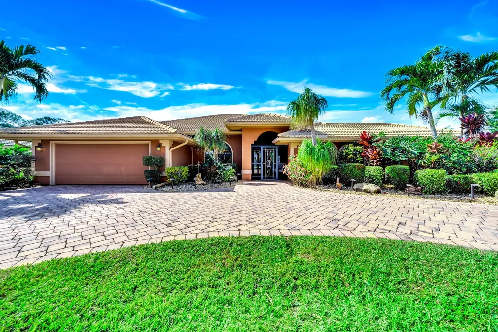 1180 SW Mirror Lake Cove Port St Lucie FL 34986