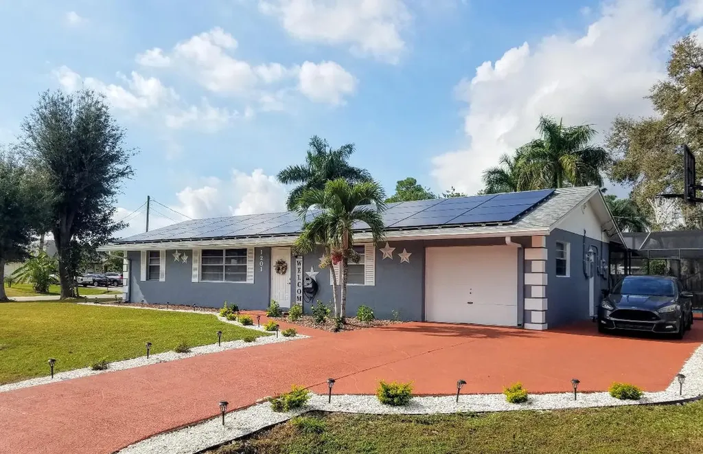 1201 SW Dalton Avenue Port St Lucie FL 34953