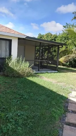 965 SW Jaslo Avenue Port St Lucie FL 34953
