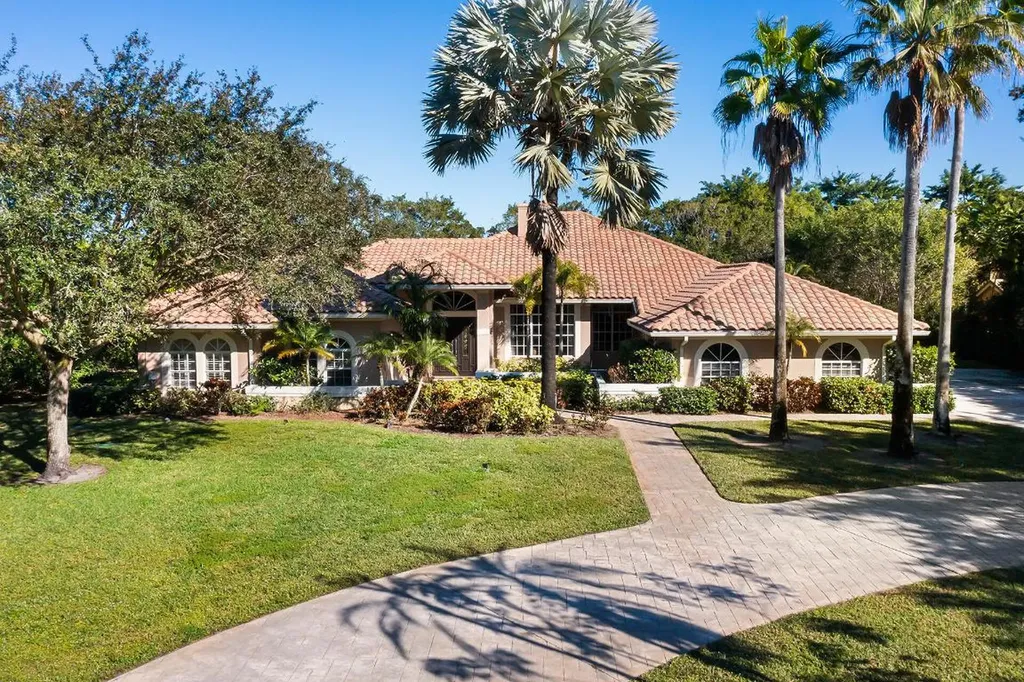 18252 Daybreak Drive Boca Raton FL 33496