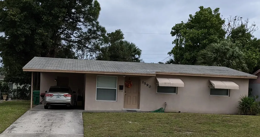 1590 W 13th Street Riviera Beach FL 33404