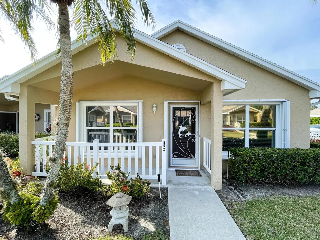 552 NW San Remo Circle Port St Lucie FL 34986