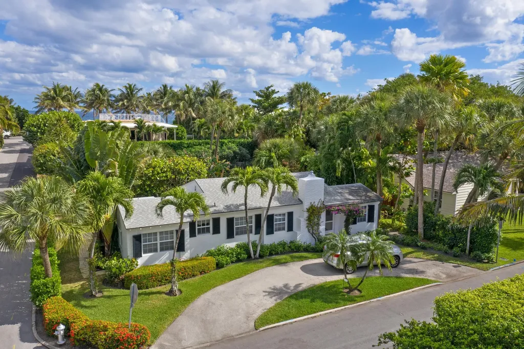 1171 N Ocean Way Palm Beach FL 33480