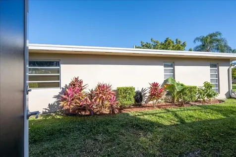 8957 Warwick Drive Boca Raton FL 33433