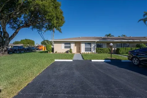 8957 Warwick Drive Boca Raton FL 33433