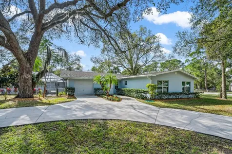 607 SW 14th Street Okeechobee FL 34974