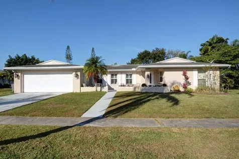2972 SE Santa Anita Street Port St Lucie FL 34952
