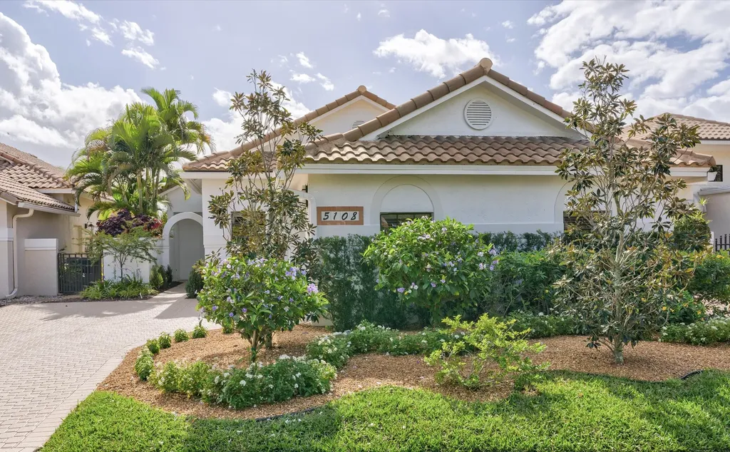 5108 Via De Amalfi Drive Boca Raton FL 33496