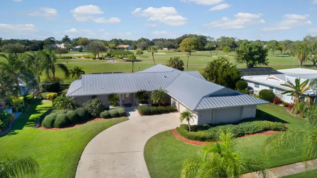2862 SE Pine Valley Street Port St Lucie FL 34952