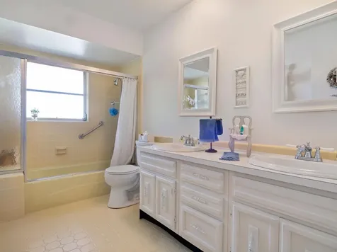 2862 SE Pine Valley Street Port St Lucie FL 34952