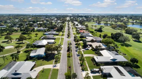 2862 SE Pine Valley Street Port St Lucie FL 34952