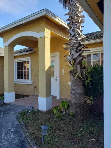 435 SW Byron Street Port St Lucie FL 34983