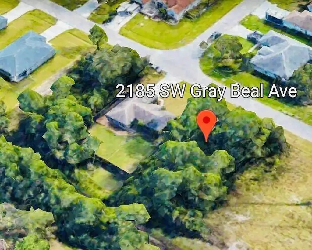 2185 SW Gray Beal Avenue Port St Lucie FL 34953