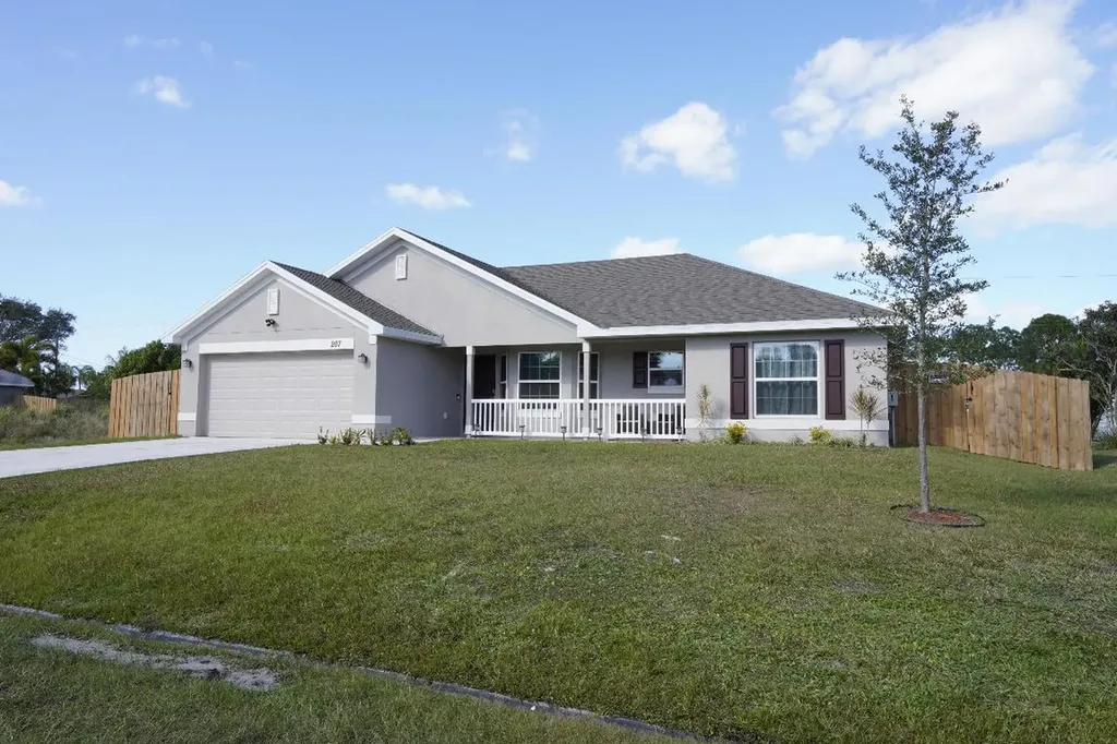 207 SW Grove Avenue Port St Lucie FL 34983