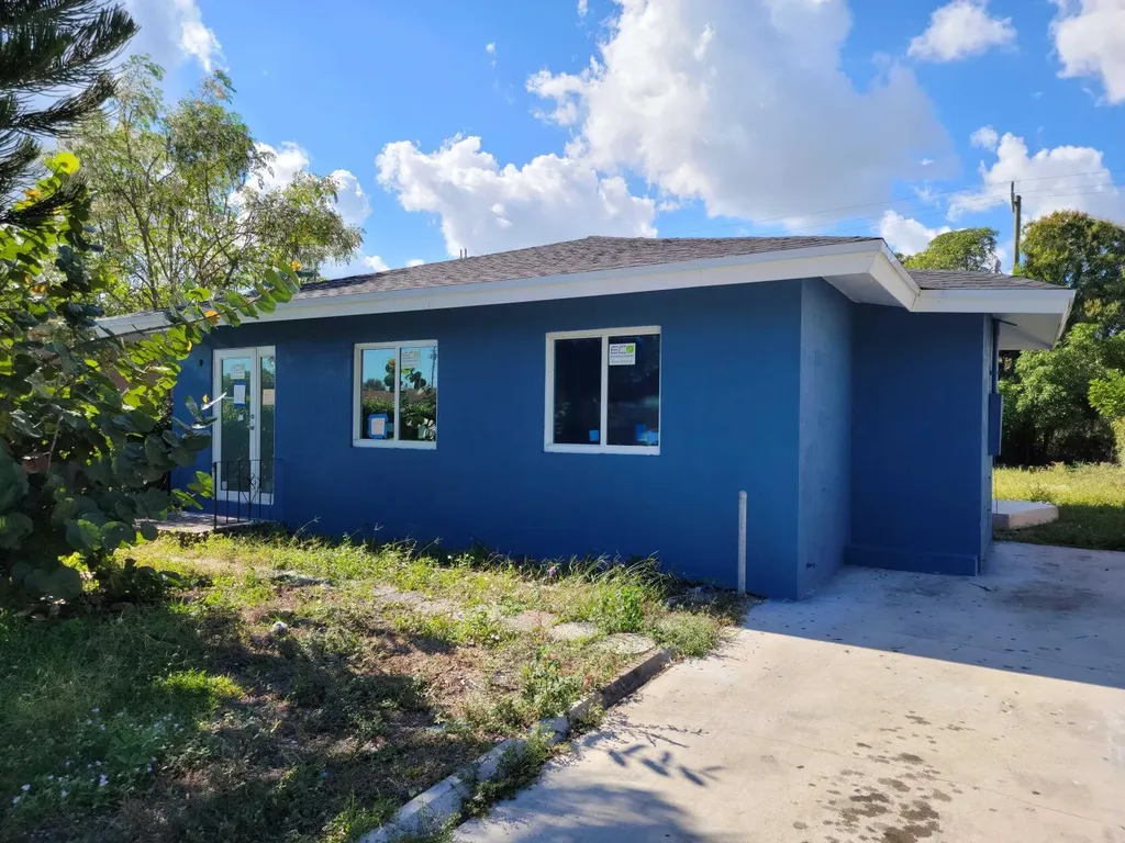 915 S F Street Lake Worth Beach FL 33460