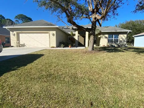5935 NW Brenda Circle Port St Lucie FL 34986