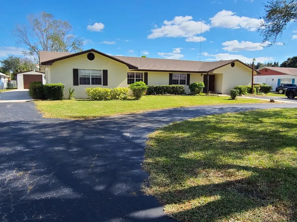 812 Hartman Road Fort Pierce FL 34947