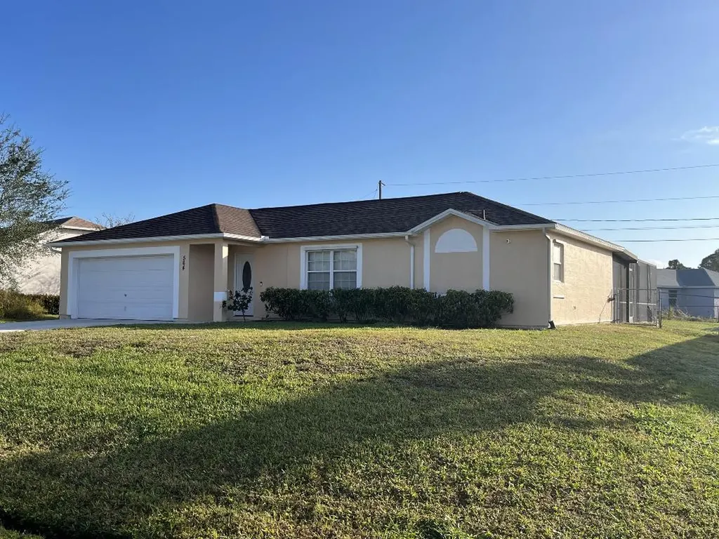 564 SW Columbus Drive Port St Lucie FL 34953