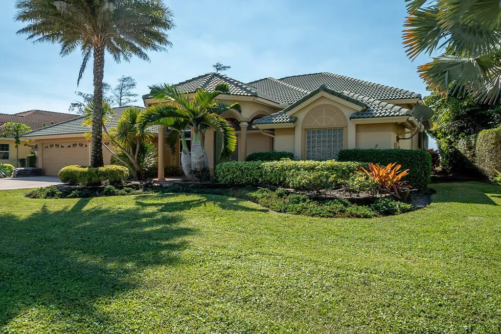 732 Cypress Green Circle Wellington FL 33414