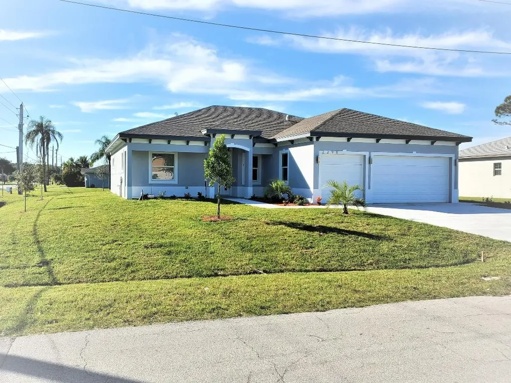 2298 SE Pear Lane Port St Lucie FL 34952