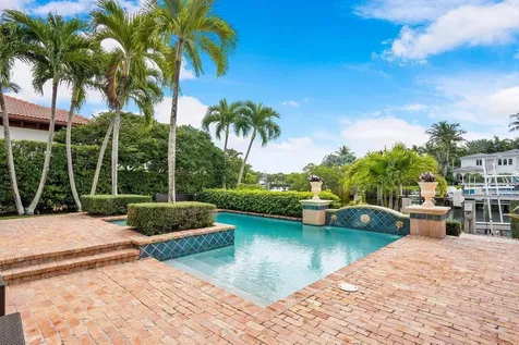 836 Harbour Isle Place North Palm Beach FL 33410