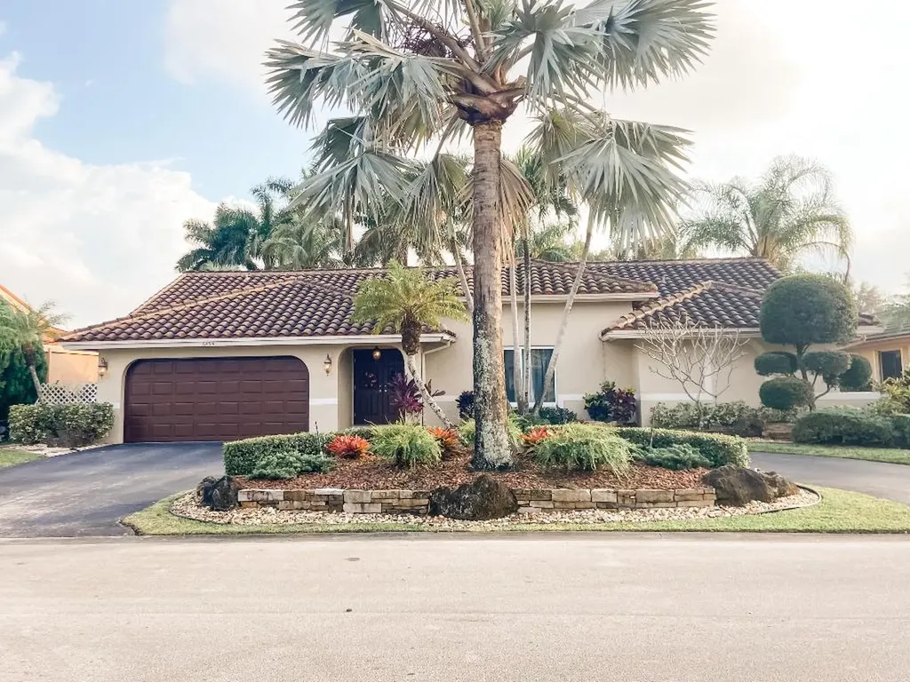 6494 NW 53rd Street Coral Springs FL 33067