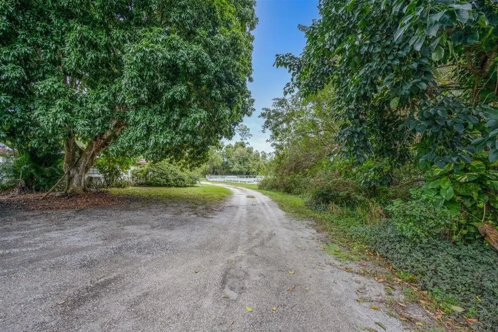 502 W Rambling Drive Wellington FL 33414
